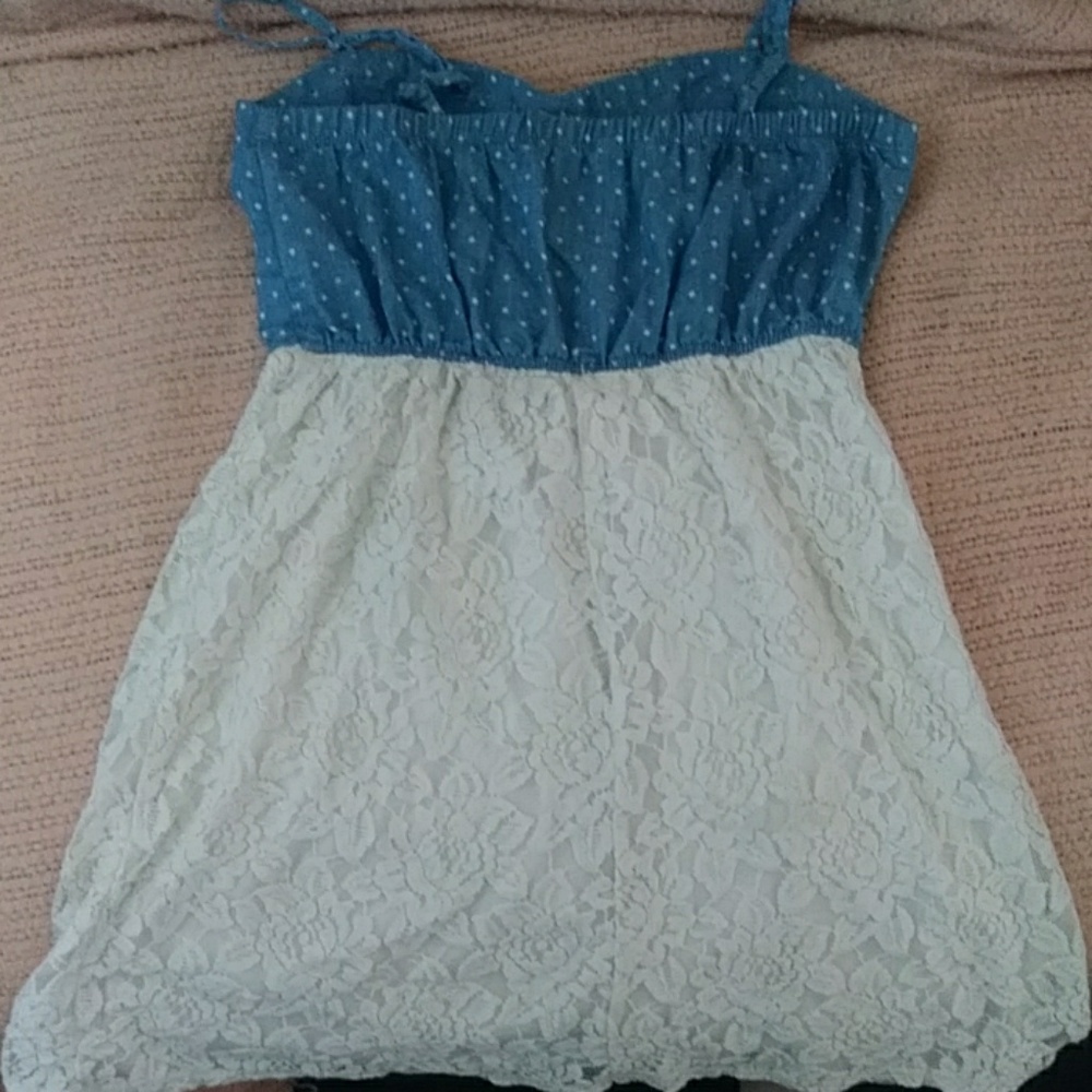 Dress - Picture 2 of 3